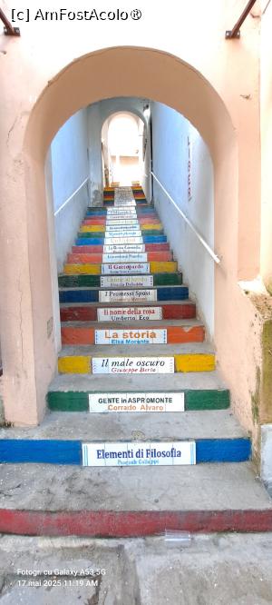 [P44] Scala Letteraria » foto by irinad
 - 
<span class="allrVoted glyphicon glyphicon-heart hidden" id="av1523132"></span>
<a class="m-l-10 hidden" id="sv1523132" onclick="voting_Foto_DelVot(,1523132,24664)" role="button">șterge vot <span class="glyphicon glyphicon-remove"></span></a>
<a id="v91523132" class=" c-red"  onclick="voting_Foto_SetVot(1523132)" role="button"><span class="glyphicon glyphicon-heart-empty"></span> <b>LIKE</b> = Votează poza</a> <img class="hidden"  id="f1523132W9" src="/imagini/loader.gif" border="0" /><span class="AjErrMes hidden" id="e1523132ErM"></span>