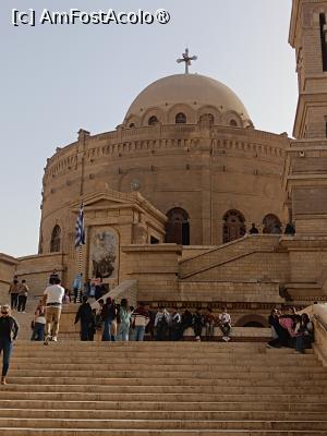 [P39] Cairo, Cartierul Copt, Biserica Sf. Gheorghe Deir al-Banat, Se vede forma rotundă a turnului pe care este construită » foto by mprofeanu
 - 
<span class="allrVoted glyphicon glyphicon-heart hidden" id="av1532098"></span>
<a class="m-l-10 hidden" id="sv1532098" onclick="voting_Foto_DelVot(,1532098,24800)" role="button">șterge vot <span class="glyphicon glyphicon-remove"></span></a>
<a id="v91532098" class=" c-red"  onclick="voting_Foto_SetVot(1532098)" role="button"><span class="glyphicon glyphicon-heart-empty"></span> <b>LIKE</b> = Votează poza</a> <img class="hidden"  id="f1532098W9" src="/imagini/loader.gif" border="0" /><span class="AjErrMes hidden" id="e1532098ErM"></span>
