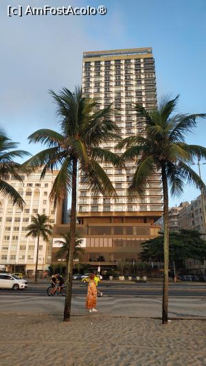 [P01] Rio Othon Palace , vedere din fata » foto by elenaadina
 - 
<span class="allrVoted glyphicon glyphicon-heart hidden" id="av1517037"></span>
<a class="m-l-10 hidden" id="sv1517037" onclick="voting_Foto_DelVot(,1517037,24814)" role="button">șterge vot <span class="glyphicon glyphicon-remove"></span></a>
<a id="v91517037" class=" c-red"  onclick="voting_Foto_SetVot(1517037)" role="button"><span class="glyphicon glyphicon-heart-empty"></span> <b>LIKE</b> = Votează poza</a> <img class="hidden"  id="f1517037W9" src="/imagini/loader.gif" border="0" /><span class="AjErrMes hidden" id="e1517037ErM"></span>