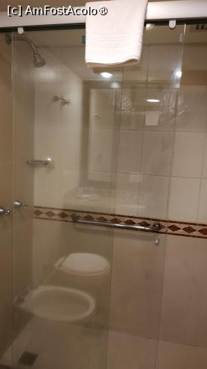 [P12] Rio Othon Palace  , camera » foto by elenaadina
 - 
<span class="allrVoted glyphicon glyphicon-heart hidden" id="av1517048"></span>
<a class="m-l-10 hidden" id="sv1517048" onclick="voting_Foto_DelVot(,1517048,24814)" role="button">șterge vot <span class="glyphicon glyphicon-remove"></span></a>
<a id="v91517048" class=" c-red"  onclick="voting_Foto_SetVot(1517048)" role="button"><span class="glyphicon glyphicon-heart-empty"></span> <b>LIKE</b> = Votează poza</a> <img class="hidden"  id="f1517048W9" src="/imagini/loader.gif" border="0" /><span class="AjErrMes hidden" id="e1517048ErM"></span>