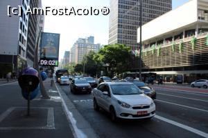 [P37] Sao Paulo, Avenida Paulista, dimineața » foto by mprofeanu
 - 
<span class="allrVoted glyphicon glyphicon-heart hidden" id="av1052339"></span>
<a class="m-l-10 hidden" id="sv1052339" onclick="voting_Foto_DelVot(,1052339,24846)" role="button">șterge vot <span class="glyphicon glyphicon-remove"></span></a>
<a id="v91052339" class=" c-red"  onclick="voting_Foto_SetVot(1052339)" role="button"><span class="glyphicon glyphicon-heart-empty"></span> <b>LIKE</b> = Votează poza</a> <img class="hidden"  id="f1052339W9" src="/imagini/loader.gif" border="0" /><span class="AjErrMes hidden" id="e1052339ErM"></span>