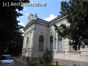 [P10] Buhuși - Sinagoga, monument istoric. » foto by iulianic
 - 
<span class="allrVoted glyphicon glyphicon-heart hidden" id="av1174648"></span>
<a class="m-l-10 hidden" id="sv1174648" onclick="voting_Foto_DelVot(,1174648,24883)" role="button">șterge vot <span class="glyphicon glyphicon-remove"></span></a>
<a id="v91174648" class=" c-red"  onclick="voting_Foto_SetVot(1174648)" role="button"><span class="glyphicon glyphicon-heart-empty"></span> <b>LIKE</b> = Votează poza</a> <img class="hidden"  id="f1174648W9" src="/imagini/loader.gif" border="0" /><span class="AjErrMes hidden" id="e1174648ErM"></span>