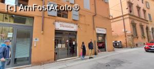 [P51] Ristorantino Vamolino, la intrare » foto by irinad
 - 
<span class="allrVoted glyphicon glyphicon-heart hidden" id="av1520223"></span>
<a class="m-l-10 hidden" id="sv1520223" onclick="voting_Foto_DelVot(,1520223,24890)" role="button">șterge vot <span class="glyphicon glyphicon-remove"></span></a>
<a id="v91520223" class=" c-red"  onclick="voting_Foto_SetVot(1520223)" role="button"><span class="glyphicon glyphicon-heart-empty"></span> <b>LIKE</b> = Votează poza</a> <img class="hidden"  id="f1520223W9" src="/imagini/loader.gif" border="0" /><span class="AjErrMes hidden" id="e1520223ErM"></span>