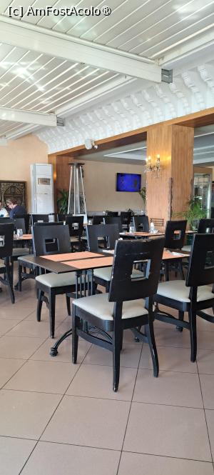 [P11] Restaurant Argana,interior » foto by irinad
 - 
<span class="allrVoted glyphicon glyphicon-heart hidden" id="av1511019"></span>
<a class="m-l-10 hidden" id="sv1511019" onclick="voting_Foto_DelVot(,1511019,24941)" role="button">șterge vot <span class="glyphicon glyphicon-remove"></span></a>
<a id="v91511019" class=" c-red"  onclick="voting_Foto_SetVot(1511019)" role="button"><span class="glyphicon glyphicon-heart-empty"></span> <b>LIKE</b> = Votează poza</a> <img class="hidden"  id="f1511019W9" src="/imagini/loader.gif" border="0" /><span class="AjErrMes hidden" id="e1511019ErM"></span>