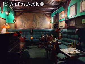 [P45] Jama Michalika Restaurant » foto by crismis
 - 
<span class="allrVoted glyphicon glyphicon-heart hidden" id="av1478752"></span>
<a class="m-l-10 hidden" id="sv1478752" onclick="voting_Foto_DelVot(,1478752,25056)" role="button">șterge vot <span class="glyphicon glyphicon-remove"></span></a>
<a id="v91478752" class=" c-red"  onclick="voting_Foto_SetVot(1478752)" role="button"><span class="glyphicon glyphicon-heart-empty"></span> <b>LIKE</b> = Votează poza</a> <img class="hidden"  id="f1478752W9" src="/imagini/loader.gif" border="0" /><span class="AjErrMes hidden" id="e1478752ErM"></span>