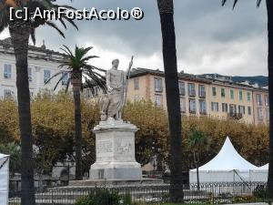 [P03] Statuia lui Napoleon in haine romane din Place Saint-Nicolas » foto by Mika
 - 
<span class="allrVoted glyphicon glyphicon-heart hidden" id="av1066524"></span>
<a class="m-l-10 hidden" id="sv1066524" onclick="voting_Foto_DelVot(,1066524,25062)" role="button">șterge vot <span class="glyphicon glyphicon-remove"></span></a>
<a id="v91066524" class=" c-red"  onclick="voting_Foto_SetVot(1066524)" role="button"><span class="glyphicon glyphicon-heart-empty"></span> <b>LIKE</b> = Votează poza</a> <img class="hidden"  id="f1066524W9" src="/imagini/loader.gif" border="0" /><span class="AjErrMes hidden" id="e1066524ErM"></span>