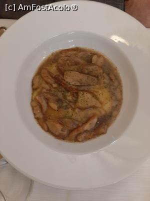 [P18] Trattoria Croce Bianca » foto by adso
 - 
<span class="allrVoted glyphicon glyphicon-heart hidden" id="av1545442"></span>
<a class="m-l-10 hidden" id="sv1545442" onclick="voting_Foto_DelVot(,1545442,25210)" role="button">șterge vot <span class="glyphicon glyphicon-remove"></span></a>
<a id="v91545442" class=" c-red"  onclick="voting_Foto_SetVot(1545442)" role="button"><span class="glyphicon glyphicon-heart-empty"></span> <b>LIKE</b> = Votează poza</a> <img class="hidden"  id="f1545442W9" src="/imagini/loader.gif" border="0" /><span class="AjErrMes hidden" id="e1545442ErM"></span>