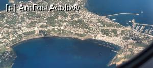 [P02] Insula Procida văzută din avion. » foto by tata123 🔱
 - 
<span class="allrVoted glyphicon glyphicon-heart hidden" id="av1527650"></span>
<a class="m-l-10 hidden" id="sv1527650" onclick="voting_Foto_DelVot(,1527650,25378)" role="button">șterge vot <span class="glyphicon glyphicon-remove"></span></a>
<a id="v91527650" class=" c-red"  onclick="voting_Foto_SetVot(1527650)" role="button"><span class="glyphicon glyphicon-heart-empty"></span> <b>LIKE</b> = Votează poza</a> <img class="hidden"  id="f1527650W9" src="/imagini/loader.gif" border="0" /><span class="AjErrMes hidden" id="e1527650ErM"></span>