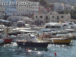 P06 [JUN-2019] În portul din Capri. 