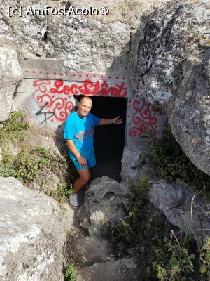 [P06] peștera Limanu-la intrare » foto by naturiști
 - 
<span class="allrVoted glyphicon glyphicon-heart hidden" id="av1544198"></span>
<a class="m-l-10 hidden" id="sv1544198" onclick="voting_Foto_DelVot(,1544198,25695)" role="button">șterge vot <span class="glyphicon glyphicon-remove"></span></a>
<a id="v91544198" class=" c-red"  onclick="voting_Foto_SetVot(1544198)" role="button"><span class="glyphicon glyphicon-heart-empty"></span> <b>LIKE</b> = Votează poza</a> <img class="hidden"  id="f1544198W9" src="/imagini/loader.gif" border="0" /><span class="AjErrMes hidden" id="e1544198ErM"></span>
