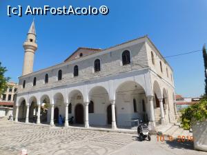 [P09] Fosta biserică ortodoxă greacă Ayios Constantinos, actuala Pazaryeri Camii  (Moscheea Pieței)  » foto by irinad
 - 
<span class="allrVoted glyphicon glyphicon-heart hidden" id="av1115132"></span>
<a class="m-l-10 hidden" id="sv1115132" onclick="voting_Foto_DelVot(,1115132,25781)" role="button">șterge vot <span class="glyphicon glyphicon-remove"></span></a>
<a id="v91115132" class=" c-red"  onclick="voting_Foto_SetVot(1115132)" role="button"><span class="glyphicon glyphicon-heart-empty"></span> <b>LIKE</b> = Votează poza</a> <img class="hidden"  id="f1115132W9" src="/imagini/loader.gif" border="0" /><span class="AjErrMes hidden" id="e1115132ErM"></span>