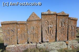 [P17] Armenia, Cimitirul Noratus, Șase khachkar cioplite de sculptori maeștri din Kiram, secolele 16, 17; localnicii spun că sunt sculptate Culmile Muntelui Ararat la crucile C, D, E » foto by mprofeanu
 - 
<span class="allrVoted glyphicon glyphicon-heart hidden" id="av1123144"></span>
<a class="m-l-10 hidden" id="sv1123144" onclick="voting_Foto_DelVot(,1123144,25788)" role="button">șterge vot <span class="glyphicon glyphicon-remove"></span></a>
<a id="v91123144" class=" c-red"  onclick="voting_Foto_SetVot(1123144)" role="button"><span class="glyphicon glyphicon-heart-empty"></span> <b>LIKE</b> = Votează poza</a> <img class="hidden"  id="f1123144W9" src="/imagini/loader.gif" border="0" /><span class="AjErrMes hidden" id="e1123144ErM"></span>