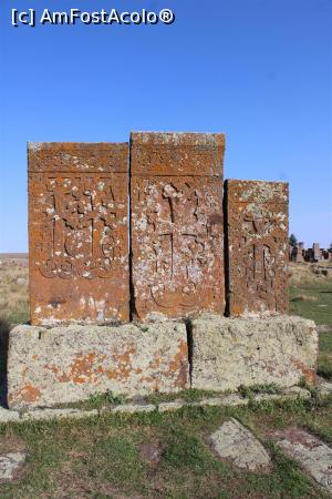 [P19] Armenia, Cimitirul Noratus, Dublu khachkar, prima din cele trei, lângă Prima Capelă » foto by mprofeanu
 - 
<span class="allrVoted glyphicon glyphicon-heart hidden" id="av1123146"></span>
<a class="m-l-10 hidden" id="sv1123146" onclick="voting_Foto_DelVot(,1123146,25788)" role="button">șterge vot <span class="glyphicon glyphicon-remove"></span></a>
<a id="v91123146" class=" c-red"  onclick="voting_Foto_SetVot(1123146)" role="button"><span class="glyphicon glyphicon-heart-empty"></span> <b>LIKE</b> = Votează poza</a> <img class="hidden"  id="f1123146W9" src="/imagini/loader.gif" border="0" /><span class="AjErrMes hidden" id="e1123146ErM"></span>