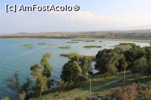 [P35] Armenia, Q bucățică din Lacul Sevan văzut de la Mănăstirea Hayravank » foto by mprofeanu
 - 
<span class="allrVoted glyphicon glyphicon-heart hidden" id="av1123162"></span>
<a class="m-l-10 hidden" id="sv1123162" onclick="voting_Foto_DelVot(,1123162,25788)" role="button">șterge vot <span class="glyphicon glyphicon-remove"></span></a>
<a id="v91123162" class=" c-red"  onclick="voting_Foto_SetVot(1123162)" role="button"><span class="glyphicon glyphicon-heart-empty"></span> <b>LIKE</b> = Votează poza</a> <img class="hidden"  id="f1123162W9" src="/imagini/loader.gif" border="0" /><span class="AjErrMes hidden" id="e1123162ErM"></span>