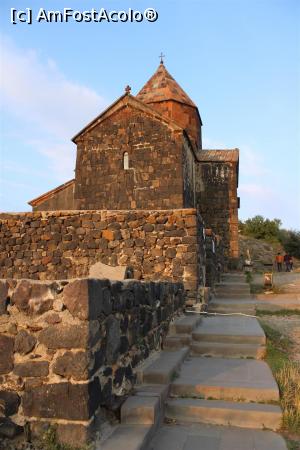 [P45] Armenia, Mănăstirea Sevanavank, Biserica Sf. Apostoli, urcăm spre ea întâi, am prins-o deschisă, vara este deschisă până la ora 20.  » foto by mprofeanu
 - 
<span class="allrVoted glyphicon glyphicon-heart hidden" id="av1123172"></span>
<a class="m-l-10 hidden" id="sv1123172" onclick="voting_Foto_DelVot(,1123172,25788)" role="button">șterge vot <span class="glyphicon glyphicon-remove"></span></a>
<a id="v91123172" class=" c-red"  onclick="voting_Foto_SetVot(1123172)" role="button"><span class="glyphicon glyphicon-heart-empty"></span> <b>LIKE</b> = Votează poza</a> <img class="hidden"  id="f1123172W9" src="/imagini/loader.gif" border="0" /><span class="AjErrMes hidden" id="e1123172ErM"></span>