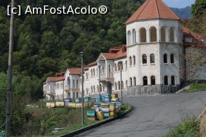 [P32] Armenia, Mănăstirea Haghartsin, Casa de Odihnă a mănăstirii este un hotel nestelat dar bine apreciat pe site-uri » foto by mprofeanu
 - 
<span class="allrVoted glyphicon glyphicon-heart hidden" id="av1123957"></span>
<a class="m-l-10 hidden" id="sv1123957" onclick="voting_Foto_DelVot(,1123957,25788)" role="button">șterge vot <span class="glyphicon glyphicon-remove"></span></a>
<a id="v91123957" class=" c-red"  onclick="voting_Foto_SetVot(1123957)" role="button"><span class="glyphicon glyphicon-heart-empty"></span> <b>LIKE</b> = Votează poza</a> <img class="hidden"  id="f1123957W9" src="/imagini/loader.gif" border="0" /><span class="AjErrMes hidden" id="e1123957ErM"></span>