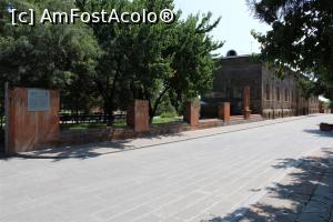 [P53] Echmiadzin, Complexul Bisericii Sf. Gayane, suntem în curtea mare cu mai multe clădiri, în dreapta era un mare cimitir, în stânga era biserica » foto by mprofeanu
 - 
<span class="allrVoted glyphicon glyphicon-heart hidden" id="av1135616"></span>
<a class="m-l-10 hidden" id="sv1135616" onclick="voting_Foto_DelVot(,1135616,25788)" role="button">șterge vot <span class="glyphicon glyphicon-remove"></span></a>
<a id="v91135616" class=" c-red"  onclick="voting_Foto_SetVot(1135616)" role="button"><span class="glyphicon glyphicon-heart-empty"></span> <b>LIKE</b> = Votează poza</a> <img class="hidden"  id="f1135616W9" src="/imagini/loader.gif" border="0" /><span class="AjErrMes hidden" id="e1135616ErM"></span>