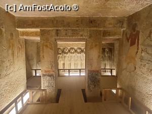 [P10] Complexul de la Giza, Mormântul Reginei Meresankh » foto by mprofeanu
 - 
<span class="allrVoted glyphicon glyphicon-heart hidden" id="av1519270"></span>
<a class="m-l-10 hidden" id="sv1519270" onclick="voting_Foto_DelVot(,1519270,25858)" role="button">șterge vot <span class="glyphicon glyphicon-remove"></span></a>
<a id="v91519270" class=" c-red"  onclick="voting_Foto_SetVot(1519270)" role="button"><span class="glyphicon glyphicon-heart-empty"></span> <b>LIKE</b> = Votează poza</a> <img class="hidden"  id="f1519270W9" src="/imagini/loader.gif" border="0" /><span class="AjErrMes hidden" id="e1519270ErM"></span>