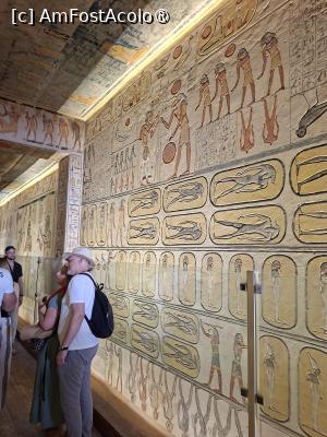 [P49] Luxor, Valea Regilor, Mormîntul lui Ramses IX » foto by mprofeanu
 - 
<span class="allrVoted glyphicon glyphicon-heart hidden" id="av1519309"></span>
<a class="m-l-10 hidden" id="sv1519309" onclick="voting_Foto_DelVot(,1519309,25858)" role="button">șterge vot <span class="glyphicon glyphicon-remove"></span></a>
<a id="v91519309" class=" c-red"  onclick="voting_Foto_SetVot(1519309)" role="button"><span class="glyphicon glyphicon-heart-empty"></span> <b>LIKE</b> = Votează poza</a> <img class="hidden"  id="f1519309W9" src="/imagini/loader.gif" border="0" /><span class="AjErrMes hidden" id="e1519309ErM"></span>