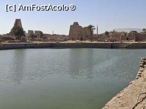 [P52] Luxor, Complexul Karnak, Lacul Sacru » foto by mprofeanu
 - 
<span class="allrVoted glyphicon glyphicon-heart hidden" id="av1519312"></span>
<a class="m-l-10 hidden" id="sv1519312" onclick="voting_Foto_DelVot(,1519312,25858)" role="button">șterge vot <span class="glyphicon glyphicon-remove"></span></a>
<a id="v91519312" class=" c-red"  onclick="voting_Foto_SetVot(1519312)" role="button"><span class="glyphicon glyphicon-heart-empty"></span> <b>LIKE</b> = Votează poza</a> <img class="hidden"  id="f1519312W9" src="/imagini/loader.gif" border="0" /><span class="AjErrMes hidden" id="e1519312ErM"></span>