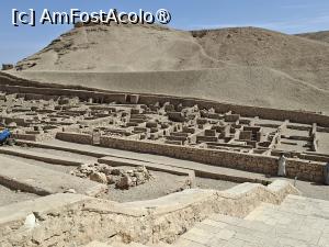 [P72] Deir el-Medina, satul » foto by mprofeanu
 - 
<span class="allrVoted glyphicon glyphicon-heart hidden" id="av1519332"></span>
<a class="m-l-10 hidden" id="sv1519332" onclick="voting_Foto_DelVot(,1519332,25858)" role="button">șterge vot <span class="glyphicon glyphicon-remove"></span></a>
<a id="v91519332" class=" c-red"  onclick="voting_Foto_SetVot(1519332)" role="button"><span class="glyphicon glyphicon-heart-empty"></span> <b>LIKE</b> = Votează poza</a> <img class="hidden"  id="f1519332W9" src="/imagini/loader.gif" border="0" /><span class="AjErrMes hidden" id="e1519332ErM"></span>