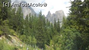 [P10] Cinque Torri văyut de pe şoseaua ce urcă în Passo Falzarego. Cortina D'Ampezzo, Tirolul de Sud, Italia.  » foto by traian.leuca †
 - 
<span class="allrVoted glyphicon glyphicon-heart hidden" id="av715167"></span>
<a class="m-l-10 hidden" id="sv715167" onclick="voting_Foto_DelVot(,715167,25863)" role="button">șterge vot <span class="glyphicon glyphicon-remove"></span></a>
<a id="v9715167" class=" c-red"  onclick="voting_Foto_SetVot(715167)" role="button"><span class="glyphicon glyphicon-heart-empty"></span> <b>LIKE</b> = Votează poza</a> <img class="hidden"  id="f715167W9" src="/imagini/loader.gif" border="0" /><span class="AjErrMes hidden" id="e715167ErM"></span>