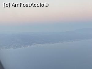 P06 [APR-2023] Cu avionul spre Creta - vedem insula
