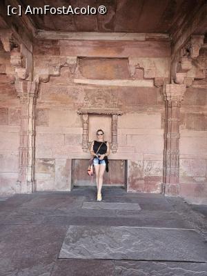 [P25] Fatehpur Sikri » foto by robert
 - 
<span class="allrVoted glyphicon glyphicon-heart hidden" id="av1464586"></span>
<a class="m-l-10 hidden" id="sv1464586" onclick="voting_Foto_DelVot(,1464586,26028)" role="button">șterge vot <span class="glyphicon glyphicon-remove"></span></a>
<a id="v91464586" class=" c-red"  onclick="voting_Foto_SetVot(1464586)" role="button"><span class="glyphicon glyphicon-heart-empty"></span> <b>LIKE</b> = Votează poza</a> <img class="hidden"  id="f1464586W9" src="/imagini/loader.gif" border="0" /><span class="AjErrMes hidden" id="e1464586ErM"></span>