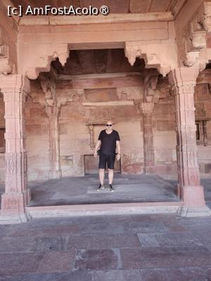 [P26] Fatehpur Sikri » foto by robert
 - 
<span class="allrVoted glyphicon glyphicon-heart hidden" id="av1464587"></span>
<a class="m-l-10 hidden" id="sv1464587" onclick="voting_Foto_DelVot(,1464587,26028)" role="button">șterge vot <span class="glyphicon glyphicon-remove"></span></a>
<a id="v91464587" class=" c-red"  onclick="voting_Foto_SetVot(1464587)" role="button"><span class="glyphicon glyphicon-heart-empty"></span> <b>LIKE</b> = Votează poza</a> <img class="hidden"  id="f1464587W9" src="/imagini/loader.gif" border="0" /><span class="AjErrMes hidden" id="e1464587ErM"></span>