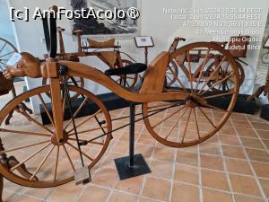 [P22] 22. ”Mac Millan's bicycle” - 1839, cu pedale și roți din lemn, cu o roată directoare mai mică - în față - și cu una mai mare - în spate. » foto by doinafil
 - 
<span class="allrVoted glyphicon glyphicon-heart hidden" id="av1433099"></span>
<a class="m-l-10 hidden" id="sv1433099" onclick="voting_Foto_DelVot(,1433099,26074)" role="button">șterge vot <span class="glyphicon glyphicon-remove"></span></a>
<a id="v91433099" class=" c-red"  onclick="voting_Foto_SetVot(1433099)" role="button"><span class="glyphicon glyphicon-heart-empty"></span> <b>LIKE</b> = Votează poza</a> <img class="hidden"  id="f1433099W9" src="/imagini/loader.gif" border="0" /><span class="AjErrMes hidden" id="e1433099ErM"></span>