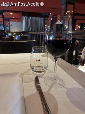 [P12] Cucina D’Onore,vinul casei,un Malbec » foto by AZE
 - 
<span class="allrVoted glyphicon glyphicon-heart hidden" id="av1532139"></span>
<a class="m-l-10 hidden" id="sv1532139" onclick="voting_Foto_DelVot(,1532139,26304)" role="button">șterge vot <span class="glyphicon glyphicon-remove"></span></a>
<a id="v91532139" class=" c-red"  onclick="voting_Foto_SetVot(1532139)" role="button"><span class="glyphicon glyphicon-heart-empty"></span> <b>LIKE</b> = Votează poza</a> <img class="hidden"  id="f1532139W9" src="/imagini/loader.gif" border="0" /><span class="AjErrMes hidden" id="e1532139ErM"></span>