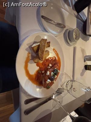 [P15] Cucina D’Onore,fel doi » foto by AZE
 - 
<span class="allrVoted glyphicon glyphicon-heart hidden" id="av1532142"></span>
<a class="m-l-10 hidden" id="sv1532142" onclick="voting_Foto_DelVot(,1532142,26304)" role="button">șterge vot <span class="glyphicon glyphicon-remove"></span></a>
<a id="v91532142" class=" c-red"  onclick="voting_Foto_SetVot(1532142)" role="button"><span class="glyphicon glyphicon-heart-empty"></span> <b>LIKE</b> = Votează poza</a> <img class="hidden"  id="f1532142W9" src="/imagini/loader.gif" border="0" /><span class="AjErrMes hidden" id="e1532142ErM"></span>