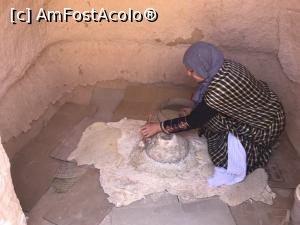 P22 [JUN-2019] În vizită la berberii din Matmata - moară manuală de făină - azerg