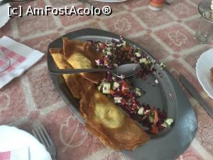 P15 [JUN-2019] Restaurant Les Berberes - brik şi salată