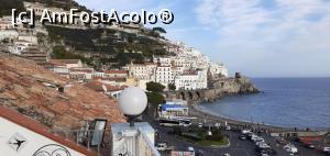 P04 [FEB-2020] Vedere de pe terasa mică a

hotelului Holidays Baia d’Amalfi