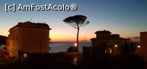 P01 [FEB-2020] Hotel Porto Salvo, Sant'Agnello: apus de soare văzut de la fereastra holului camerei noastre