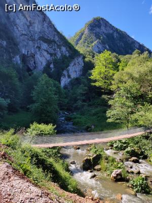 [P09] Drumeție pe traseul: Peștera Huda lui Papară- Troița- Vânătările Ponorului- Cascada Vânătarile Ponorului » foto by Dana2008
 - 
<span class="allrVoted glyphicon glyphicon-heart hidden" id="av1170683"></span>
<a class="m-l-10 hidden" id="sv1170683" onclick="voting_Foto_DelVot(,1170683,26390)" role="button">șterge vot <span class="glyphicon glyphicon-remove"></span></a>
<a id="v91170683" class=" c-red"  onclick="voting_Foto_SetVot(1170683)" role="button"><span class="glyphicon glyphicon-heart-empty"></span> <b>LIKE</b> = Votează poza</a> <img class="hidden"  id="f1170683W9" src="/imagini/loader.gif" border="0" /><span class="AjErrMes hidden" id="e1170683ErM"></span>