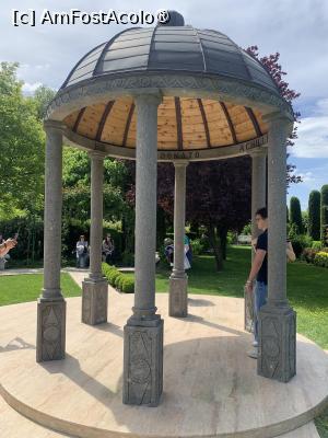 [P20] I Giardini Di Zoe,pavilion » foto by AZE
 - 
<span class="allrVoted glyphicon glyphicon-heart hidden" id="av1453832"></span>
<a class="m-l-10 hidden" id="sv1453832" onclick="voting_Foto_DelVot(,1453832,26461)" role="button">șterge vot <span class="glyphicon glyphicon-remove"></span></a>
<a id="v91453832" class=" c-red"  onclick="voting_Foto_SetVot(1453832)" role="button"><span class="glyphicon glyphicon-heart-empty"></span> <b>LIKE</b> = Votează poza</a> <img class="hidden"  id="f1453832W9" src="/imagini/loader.gif" border="0" /><span class="AjErrMes hidden" id="e1453832ErM"></span>