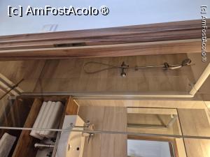 [P06] Cabină duș » foto by PușaM
 - 
<span class="allrVoted glyphicon glyphicon-heart hidden" id="av1486005"></span>
<a class="m-l-10 hidden" id="sv1486005" onclick="voting_Foto_DelVot(,1486005,26547)" role="button">șterge vot <span class="glyphicon glyphicon-remove"></span></a>
<a id="v91486005" class=" c-red"  onclick="voting_Foto_SetVot(1486005)" role="button"><span class="glyphicon glyphicon-heart-empty"></span> <b>LIKE</b> = Votează poza</a> <img class="hidden"  id="f1486005W9" src="/imagini/loader.gif" border="0" /><span class="AjErrMes hidden" id="e1486005ErM"></span>