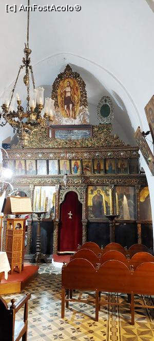 [P33] Biserica Panagia din Eparno Archanes » foto by Carmen Ion
 - 
<span class="allrVoted glyphicon glyphicon-heart hidden" id="av1356756"></span>
<a class="m-l-10 hidden" id="sv1356756" onclick="voting_Foto_DelVot(,1356756,26715)" role="button">șterge vot <span class="glyphicon glyphicon-remove"></span></a>
<a id="v91356756" class=" c-red"  onclick="voting_Foto_SetVot(1356756)" role="button"><span class="glyphicon glyphicon-heart-empty"></span> <b>LIKE</b> = Votează poza</a> <img class="hidden"  id="f1356756W9" src="/imagini/loader.gif" border="0" /><span class="AjErrMes hidden" id="e1356756ErM"></span>