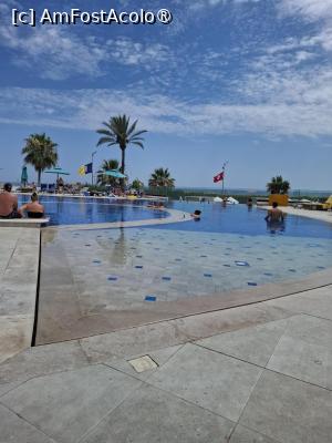 [P04] Piscina de la Hotel » foto by Turist2023
 - 
<span class="allrVoted glyphicon glyphicon-heart hidden" id="av1501365"></span>
<a class="m-l-10 hidden" id="sv1501365" onclick="voting_Foto_DelVot(,1501365,26740)" role="button">șterge vot <span class="glyphicon glyphicon-remove"></span></a>
<a id="v91501365" class=" c-red"  onclick="voting_Foto_SetVot(1501365)" role="button"><span class="glyphicon glyphicon-heart-empty"></span> <b>LIKE</b> = Votează poza</a> <img class="hidden"  id="f1501365W9" src="/imagini/loader.gif" border="0" /><span class="AjErrMes hidden" id="e1501365ErM"></span>