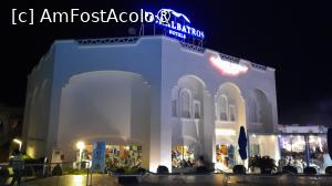 [P30] alt restaurant la intrarea hotelului » foto by artemisa24
 - 
<span class="allrVoted glyphicon glyphicon-heart hidden" id="av1515131"></span>
<a class="m-l-10 hidden" id="sv1515131" onclick="voting_Foto_DelVot(,1515131,26773)" role="button">șterge vot <span class="glyphicon glyphicon-remove"></span></a>
<a id="v91515131" class=" c-red"  onclick="voting_Foto_SetVot(1515131)" role="button"><span class="glyphicon glyphicon-heart-empty"></span> <b>LIKE</b> = Votează poza</a> <img class="hidden"  id="f1515131W9" src="/imagini/loader.gif" border="0" /><span class="AjErrMes hidden" id="e1515131ErM"></span>