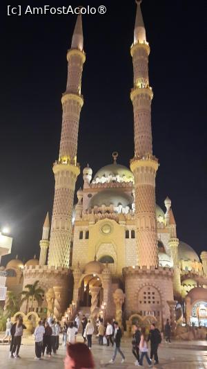 [P43] moschee Old Market » foto by artemisa24
 - 
<span class="allrVoted glyphicon glyphicon-heart hidden" id="av1515144"></span>
<a class="m-l-10 hidden" id="sv1515144" onclick="voting_Foto_DelVot(,1515144,26773)" role="button">șterge vot <span class="glyphicon glyphicon-remove"></span></a>
<a id="v91515144" class=" c-red"  onclick="voting_Foto_SetVot(1515144)" role="button"><span class="glyphicon glyphicon-heart-empty"></span> <b>LIKE</b> = Votează poza</a> <img class="hidden"  id="f1515144W9" src="/imagini/loader.gif" border="0" /><span class="AjErrMes hidden" id="e1515144ErM"></span>