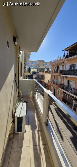 [P38] Lavrio Center-Thanasis’ Studio, pe balcon » foto by irinad
 - 
<span class="allrVoted glyphicon glyphicon-heart hidden" id="av1545605"></span>
<a class="m-l-10 hidden" id="sv1545605" onclick="voting_Foto_DelVot(,1545605,26851)" role="button">șterge vot <span class="glyphicon glyphicon-remove"></span></a>
<a id="v91545605" class=" c-red"  onclick="voting_Foto_SetVot(1545605)" role="button"><span class="glyphicon glyphicon-heart-empty"></span> <b>LIKE</b> = Votează poza</a> <img class="hidden"  id="f1545605W9" src="/imagini/loader.gif" border="0" /><span class="AjErrMes hidden" id="e1545605ErM"></span>