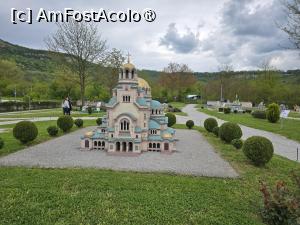 [P15] MiniBulgaria Parc » foto by Mirinda
 - 
<span class="allrVoted glyphicon glyphicon-heart hidden" id="av1527231"></span>
<a class="m-l-10 hidden" id="sv1527231" onclick="voting_Foto_DelVot(,1527231,26860)" role="button">șterge vot <span class="glyphicon glyphicon-remove"></span></a>
<a id="v91527231" class=" c-red"  onclick="voting_Foto_SetVot(1527231)" role="button"><span class="glyphicon glyphicon-heart-empty"></span> <b>LIKE</b> = Votează poza</a> <img class="hidden"  id="f1527231W9" src="/imagini/loader.gif" border="0" /><span class="AjErrMes hidden" id="e1527231ErM"></span>