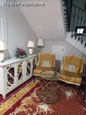 [P11] Hotel Versay -  interior » foto by zlatna
 - 
<span class="allrVoted glyphicon glyphicon-heart hidden" id="av1503319"></span>
<a class="m-l-10 hidden" id="sv1503319" onclick="voting_Foto_DelVot(,1503319,27041)" role="button">șterge vot <span class="glyphicon glyphicon-remove"></span></a>
<a id="v91503319" class=" c-red"  onclick="voting_Foto_SetVot(1503319)" role="button"><span class="glyphicon glyphicon-heart-empty"></span> <b>LIKE</b> = Votează poza</a> <img class="hidden"  id="f1503319W9" src="/imagini/loader.gif" border="0" /><span class="AjErrMes hidden" id="e1503319ErM"></span>