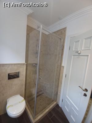 [P20] cabina de dus » foto by zlatna
 - 
<span class="allrVoted glyphicon glyphicon-heart hidden" id="av1503328"></span>
<a class="m-l-10 hidden" id="sv1503328" onclick="voting_Foto_DelVot(,1503328,27041)" role="button">șterge vot <span class="glyphicon glyphicon-remove"></span></a>
<a id="v91503328" class=" c-red"  onclick="voting_Foto_SetVot(1503328)" role="button"><span class="glyphicon glyphicon-heart-empty"></span> <b>LIKE</b> = Votează poza</a> <img class="hidden"  id="f1503328W9" src="/imagini/loader.gif" border="0" /><span class="AjErrMes hidden" id="e1503328ErM"></span>