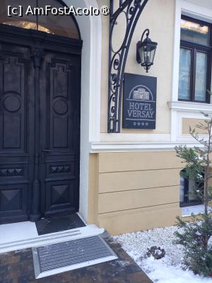 [P06] intrarea in hotel » foto by zlatna
 - 
<span class="allrVoted glyphicon glyphicon-heart hidden" id="av1503314"></span>
<a class="m-l-10 hidden" id="sv1503314" onclick="voting_Foto_DelVot(,1503314,27041)" role="button">șterge vot <span class="glyphicon glyphicon-remove"></span></a>
<a id="v91503314" class=" c-red"  onclick="voting_Foto_SetVot(1503314)" role="button"><span class="glyphicon glyphicon-heart-empty"></span> <b>LIKE</b> = Votează poza</a> <img class="hidden"  id="f1503314W9" src="/imagini/loader.gif" border="0" /><span class="AjErrMes hidden" id="e1503314ErM"></span>
