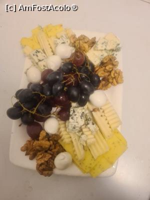 [P01] Mic dejun la Castelnor » foto by kmy
 - 
<span class="allrVoted glyphicon glyphicon-heart hidden" id="av1515524"></span>
<a class="m-l-10 hidden" id="sv1515524" onclick="voting_Foto_DelVot(,1515524,27047)" role="button">șterge vot <span class="glyphicon glyphicon-remove"></span></a>
<a id="v91515524" class=" c-red"  onclick="voting_Foto_SetVot(1515524)" role="button"><span class="glyphicon glyphicon-heart-empty"></span> <b>LIKE</b> = Votează poza</a> <img class="hidden"  id="f1515524W9" src="/imagini/loader.gif" border="0" /><span class="AjErrMes hidden" id="e1515524ErM"></span>