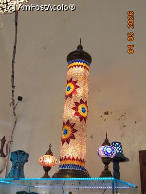 [P71] magazinul cu suveniruri in Bursa » foto by Yolanda
 - 
<span class="allrVoted glyphicon glyphicon-heart hidden" id="av1529134"></span>
<a class="m-l-10 hidden" id="sv1529134" onclick="voting_Foto_DelVot(,1529134,27088)" role="button">șterge vot <span class="glyphicon glyphicon-remove"></span></a>
<a id="v91529134" class=" c-red"  onclick="voting_Foto_SetVot(1529134)" role="button"><span class="glyphicon glyphicon-heart-empty"></span> <b>LIKE</b> = Votează poza</a> <img class="hidden"  id="f1529134W9" src="/imagini/loader.gif" border="0" /><span class="AjErrMes hidden" id="e1529134ErM"></span>